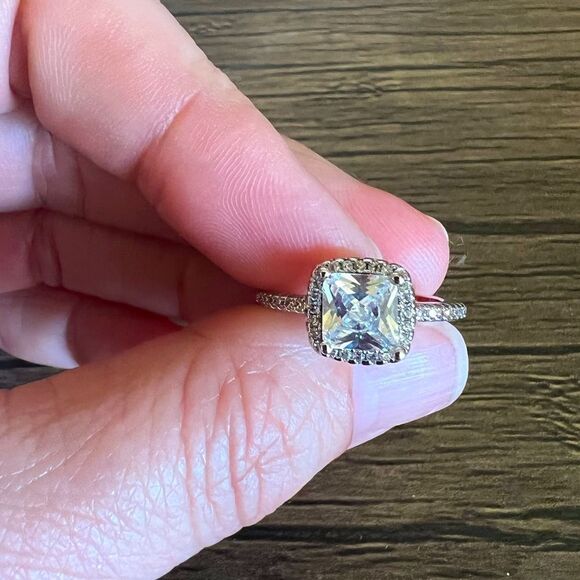 CZ Diamond Ring-perfect condition - Picture 1 of 9